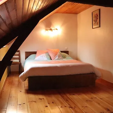 Oda ve Kahvaltı La Petite Berais 3*