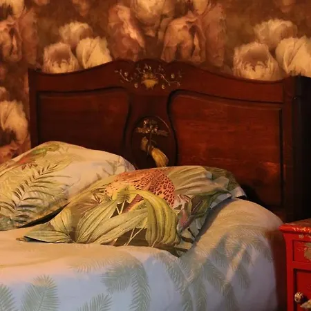 La Petite Berais Bed & Breakfast *